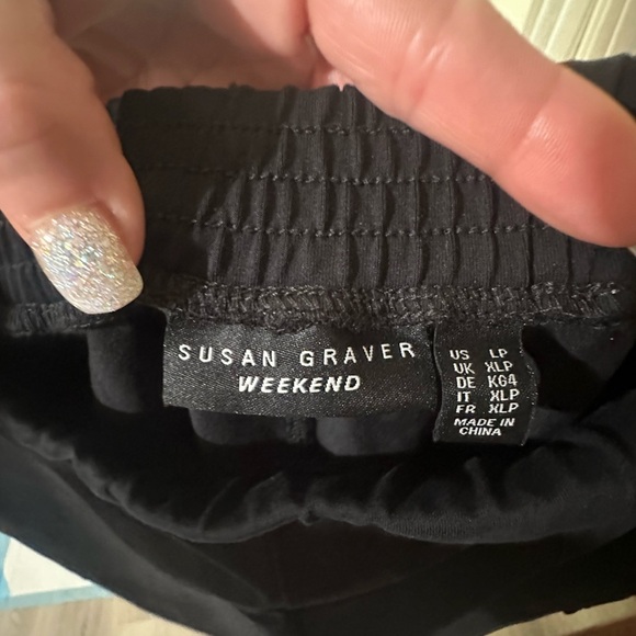 Capris - Picture 3 of 3